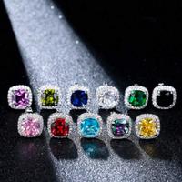 Orecchini eleganti appariscenti ed economici