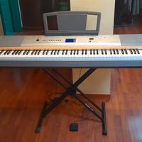 Pianoforte digitale -Yamaha Portable Grand DGX-630