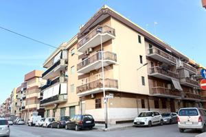4 LOCALI A BARLETTA