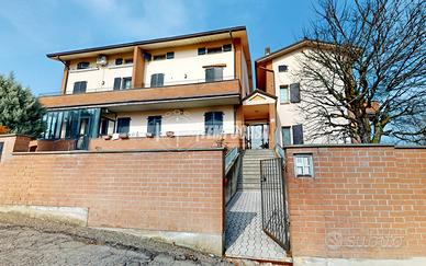 Appartamento a Guiglia Via Mico Monti 4 locali