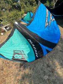 Kitesurf naish pivot 8m