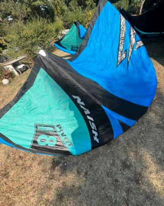 Kitesurf naish pivot 8m