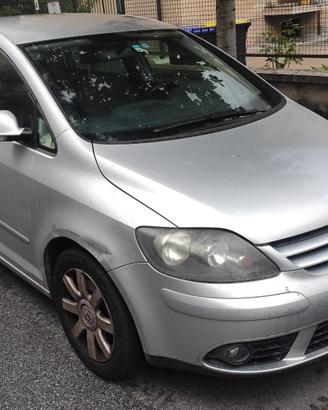 Golf Plus 1.6 FSI 115cv Comfortline – 210.000 km