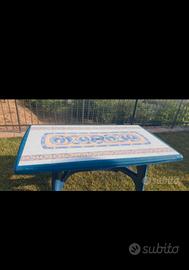 Tavolo e sedie 