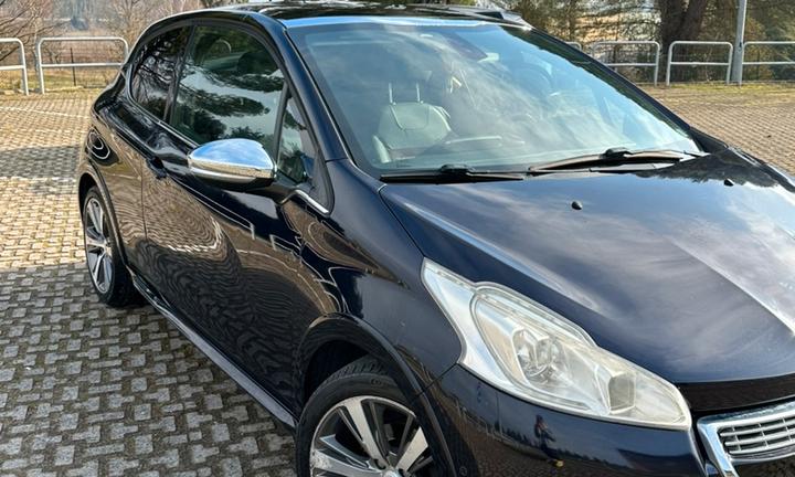 Peugeot 208 XY