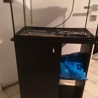 Acquario Ferplast Capri 60 con mobile supporto.