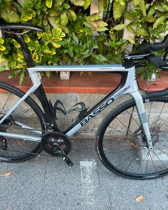 bici da corsa basso carbonio 