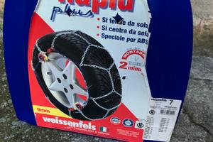 Catene auto attacco rapido