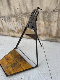 Cavalletto per idraulici e filiere