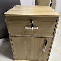 Junior moderno di cassiere per camera da letto