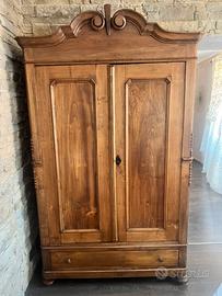 Armadio dell'ottocento