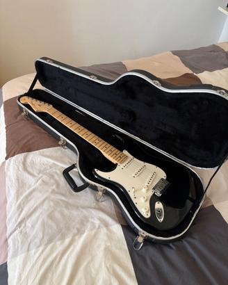 Fender Stratocaster mancina USA