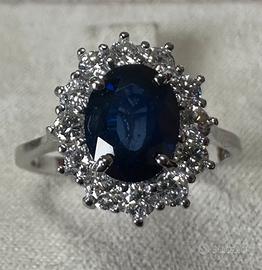 ANELLO ORO BIANCO 18kt. DIAMANTI E ZAFFIRO BLU