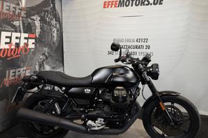 Moto Guzzi V7 2023 "tua a 99 euro al mese"