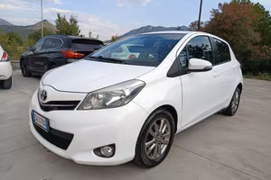 TOYOTA Yaris 1.4D 90CV - NEOPATENTATI