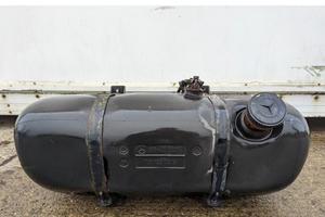serbatoio autocarro Mercedes