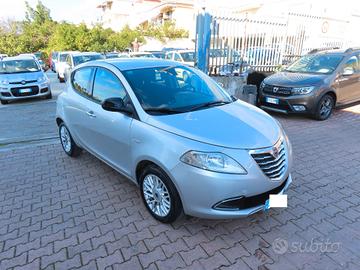 Lancia Ypsilon 1.2 69 CV 5 porte Gold 2015