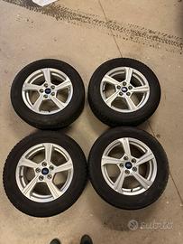 4 pneumatici invernal 4 cerchi in lega Ford