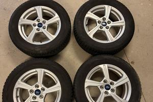 4 pneumatici invernal 4 cerchi in lega Ford