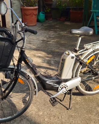 Bicicletta elettrica merida