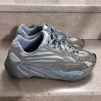 Yeezy Boost 700 V2 Hospital blue 40,5eu