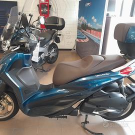 Piaggio Beverly 300 - 2023 hpe