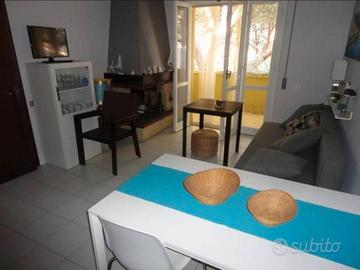 Bilocale a 5 minuti dal mare - terrazzo, posto aut