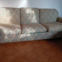 Divano 3 posti e due poltrone 