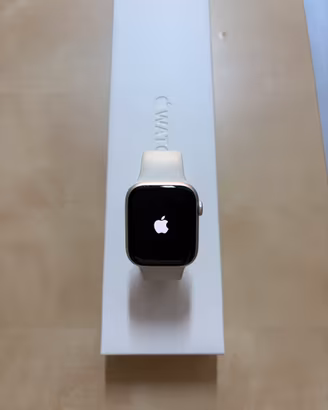 Apple watch 8 45mm.Gps+ Cellular