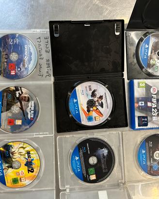 8 giochi PlayStation, quattro