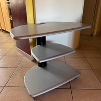 Mobile TV con mensole e rotelle - vintage