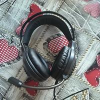 Cuffie Gaming Trust con microfono