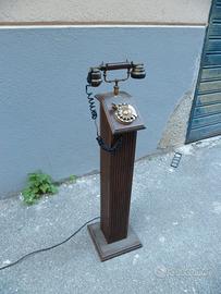 Telefono a colonna vintage anni 50/60