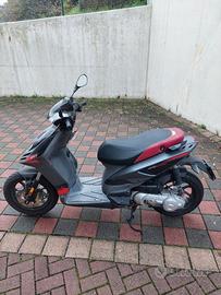 Aprilia SR 50 - 2016