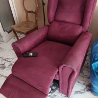Poltrona elettrica alzapersona per anziani