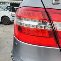 MERCEDES-BENZ E220 ANNO 2010 - STOP POSTERIORE SIN