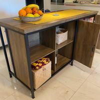 Isola cucina +2 sgabelli