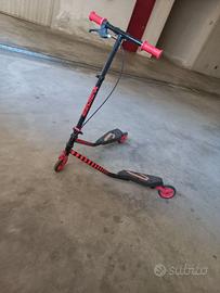 Monopattino a 3 ruote — FarFAlla—