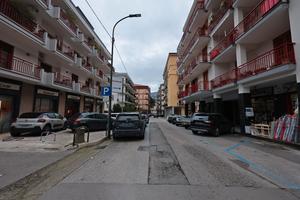 Locale commerciale al centro