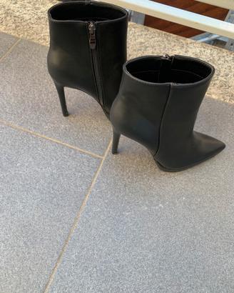 Scarpe con tacco