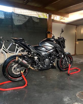 Suzuki GSX-S 750