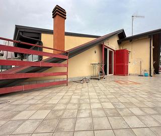 Trilocale 100MQ+Terrazzo Via Spazzilli MAF519