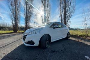Peugeot 208 GTi
