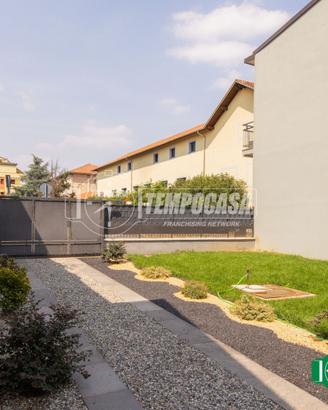 CASA INDIPENDENTE COMPLETAMENTE RISTRUTTURATA IN C