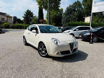Alfa Romeo MiTo 1.4 78 CV Distinctive Premium Pack