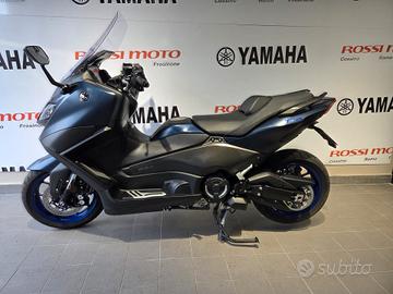 YAMAHA TMAX 560 2023