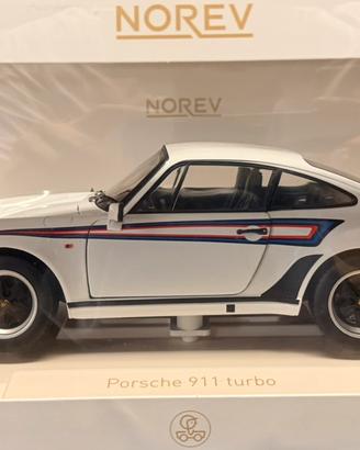 Porsche 911 Turbo 3.3 1980 Norev 1:18 Martini