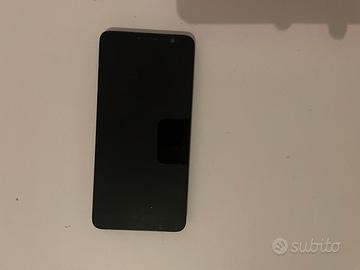 telefono modello TCL 32GB COLORE NERO