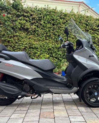 Piaggio MP3 350