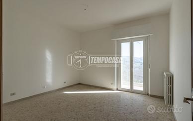 TRILOCALE COMPLERAMENTE RISTRUTTURATO